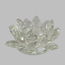 Carica l'immagine nel visualizzatore di Gallery, Crystal Lotus Flower Candle Holder