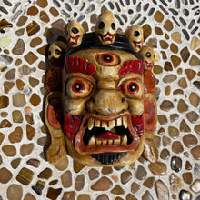 Carica l'immagine nel visualizzatore di Gallery, Maschera di Legno del Mahakala Blu