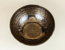 Carica l'immagine nel visualizzatore di Gallery, Campana tibetana Buddha della Medicina o Tara