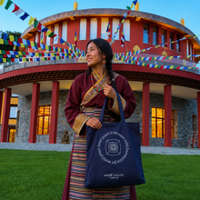 Carica l'immagine nel visualizzatore di Gallery, Inner peace Tote bag
