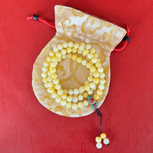 Load image into Gallery viewer, 108 Cloudy beads mala with Tibetan Guru bead

