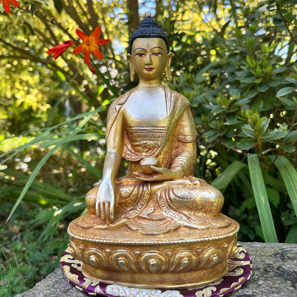 Buddha Shakyamuni 23cm -Siddhartha Gautama
