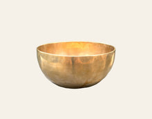 Load image into Gallery viewer, Chö-pa Singing Bowl 12 cm
