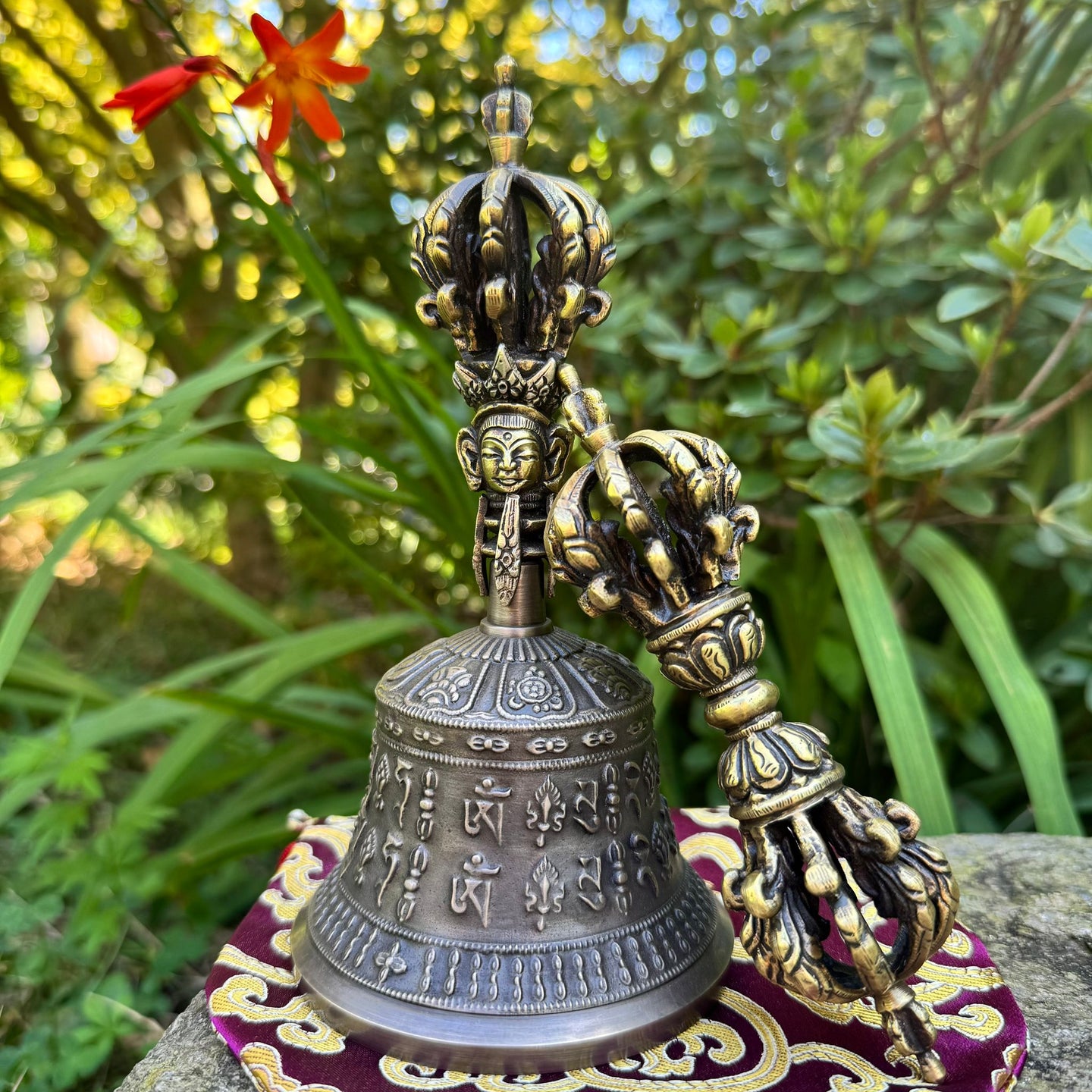Dorje & Bell - Buddha Shakyamuni mantra